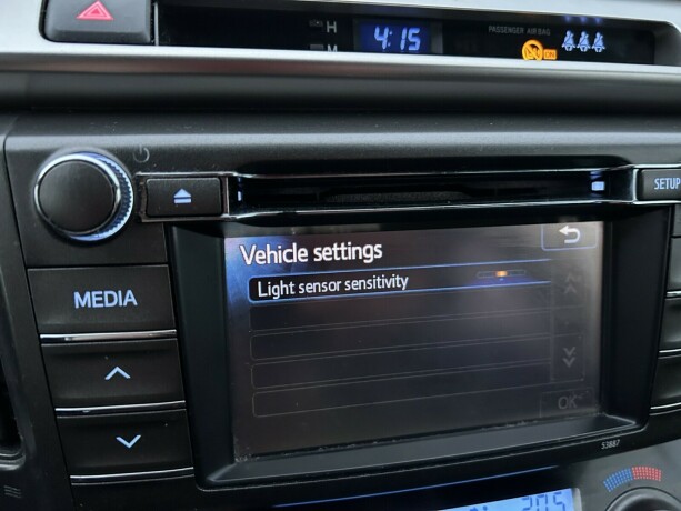 toyota-rav4-diesel-2013-big-26