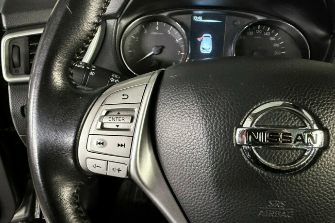 nissan-qashqai-bensin-2015-big-20