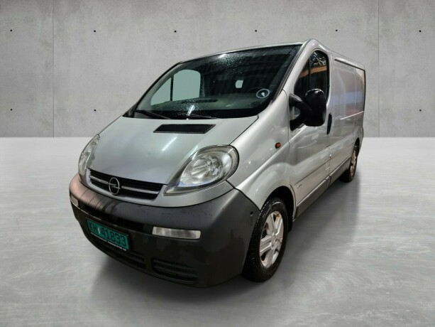 opel-vivaro-diesel-2006-big-0