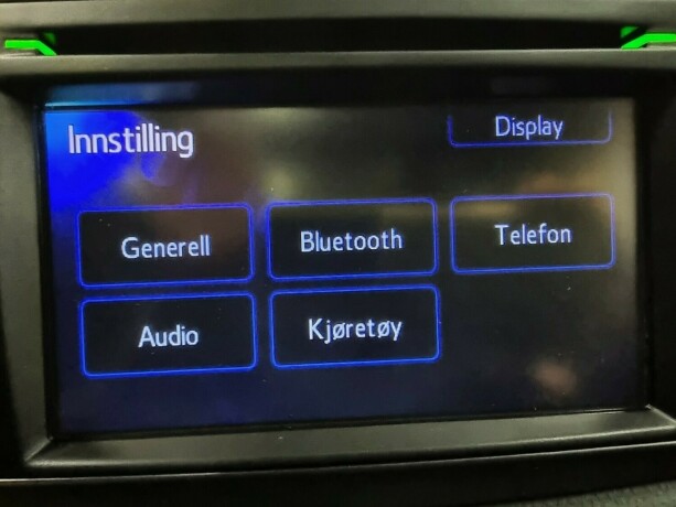 toyota-yaris-bensin-2014-big-20