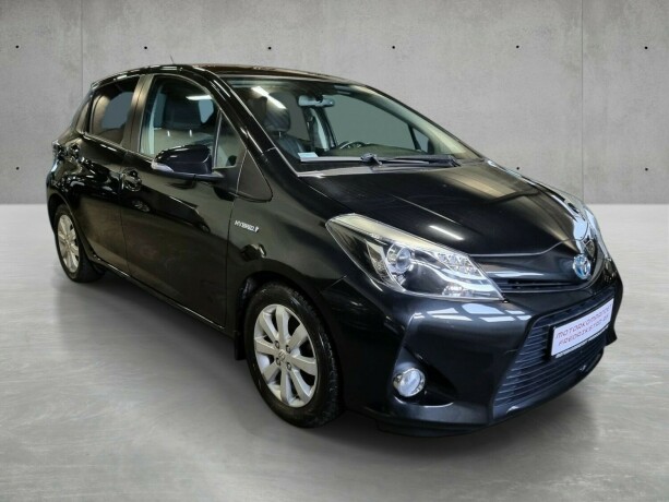 toyota-yaris-bensin-2014-big-2