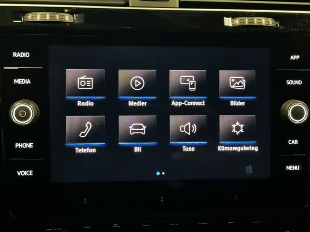 volkswagen-golf-elektrisitetbensin-2018-big-22