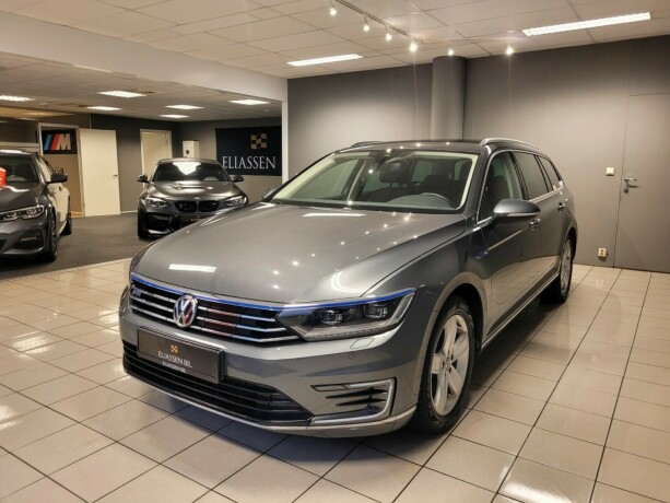 volkswagen-passat-elektrisitetbensin-2017-big-9