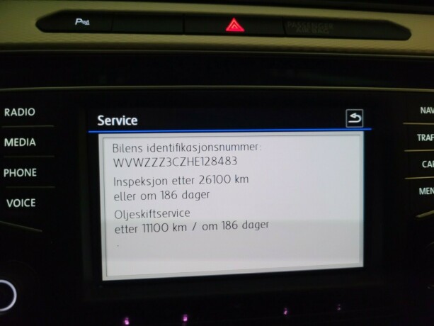 volkswagen-passat-elektrisitetbensin-2017-big-36