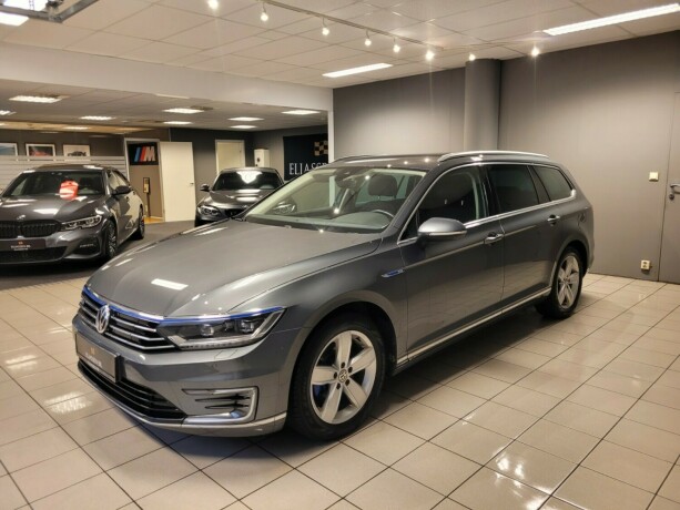 volkswagen-passat-elektrisitetbensin-2017-big-8