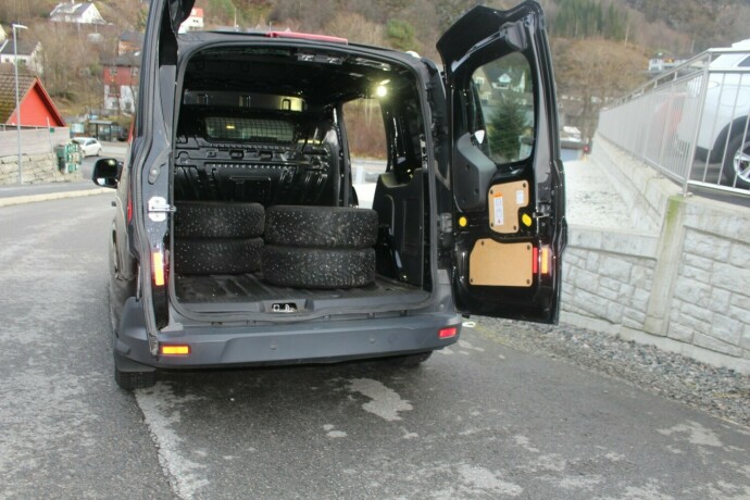 ford-transit-connect-diesel-2017-big-4