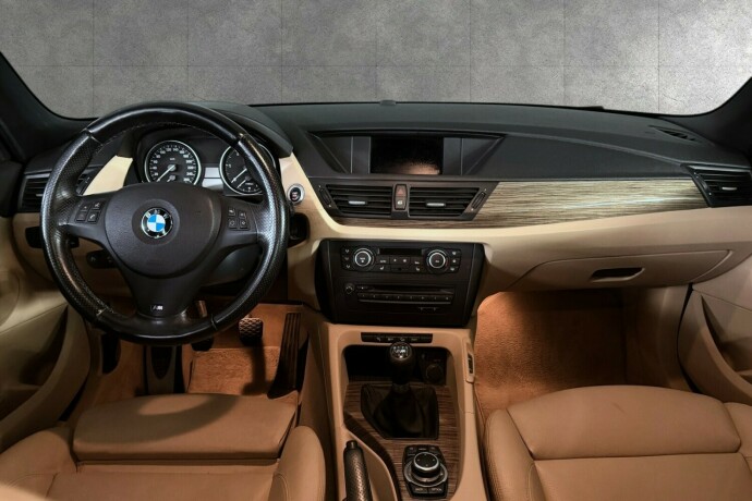 bmw-x1-diesel-2012-big-12