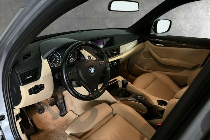 bmw-x1-diesel-2012-big-1