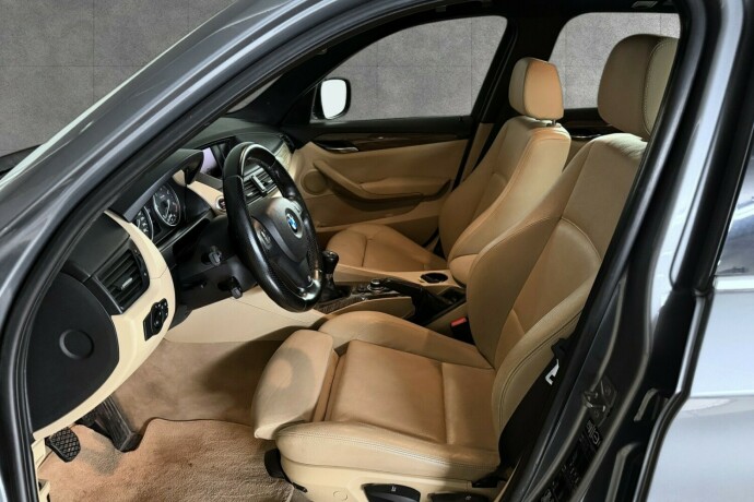 bmw-x1-diesel-2012-big-9