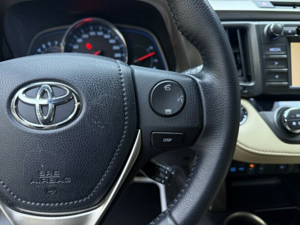 toyota-rav4-bensin-2014-big-15