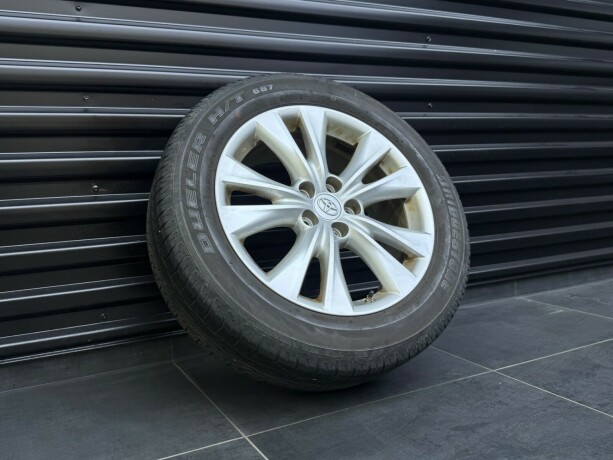 toyota-rav4-bensin-2014-big-30