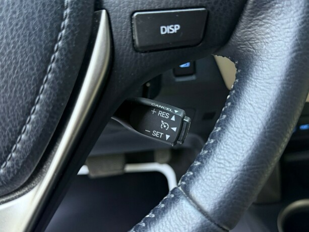 toyota-rav4-bensin-2014-big-16