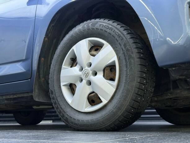 toyota-rav4-diesel-2011-big-7