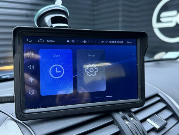 toyota-rav4-diesel-2011-big-16