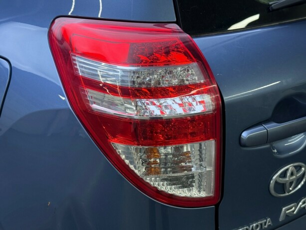 toyota-rav4-diesel-2011-big-6