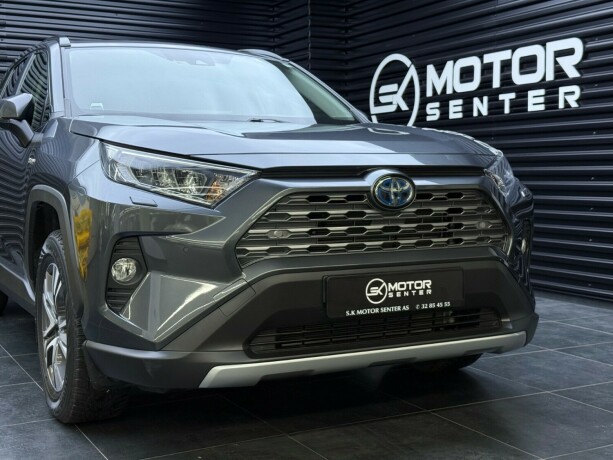 toyota-rav4-elektrisitetbensin-2021-big-3