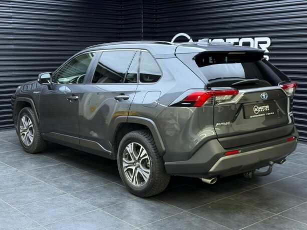 toyota-rav4-elektrisitetbensin-2021-big-1