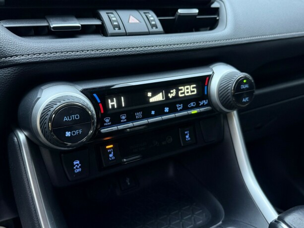 toyota-rav4-elektrisitetbensin-2021-big-22