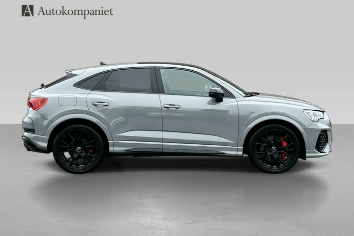 audi-rsq3-bensin-2021-big-5