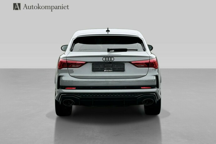 audi-rsq3-bensin-2021-big-4