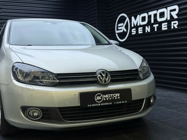 volkswagen-golf-bensin-2011-big-3