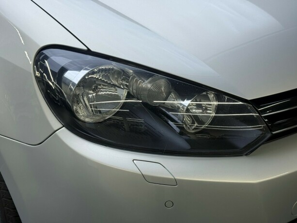 volkswagen-golf-bensin-2011-big-4