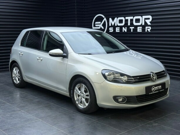 volkswagen-golf-bensin-2011-big-0