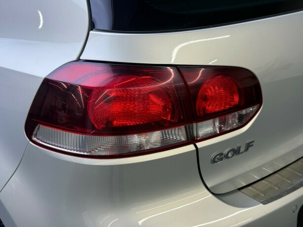 volkswagen-golf-bensin-2011-big-6