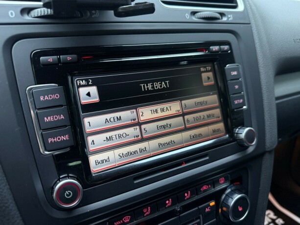 volkswagen-golf-bensin-2011-big-19