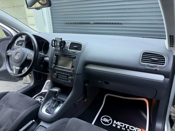 volkswagen-golf-bensin-2011-big-11