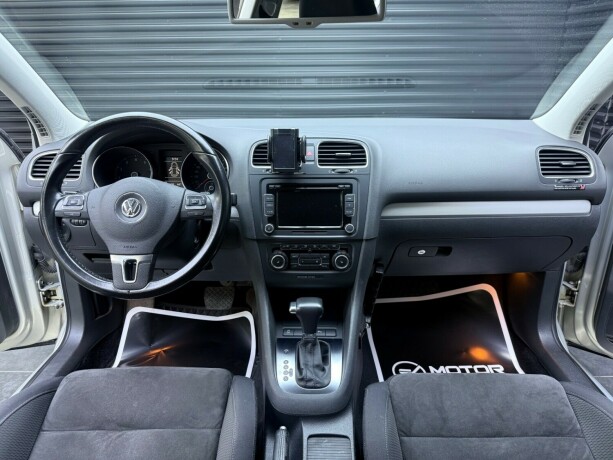 volkswagen-golf-bensin-2011-big-9
