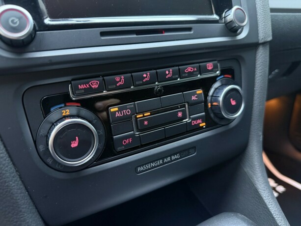 volkswagen-golf-bensin-2011-big-20