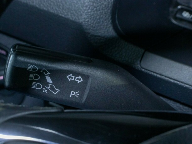 volkswagen-caddy-maxi-bensin-2019-big-35