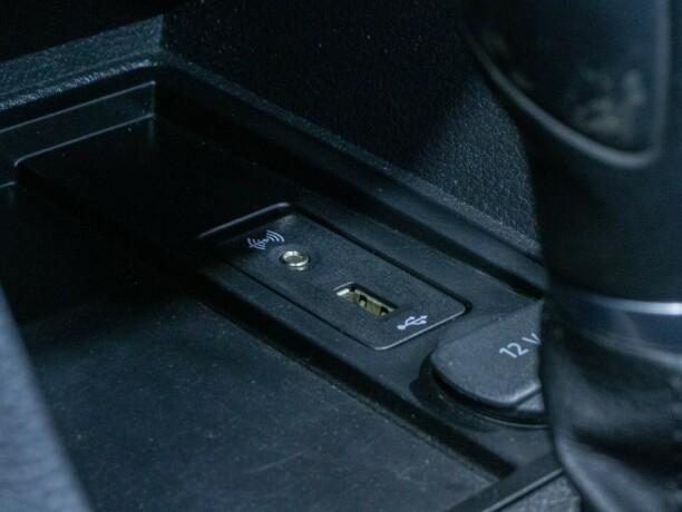 volkswagen-caddy-maxi-bensin-2019-big-40