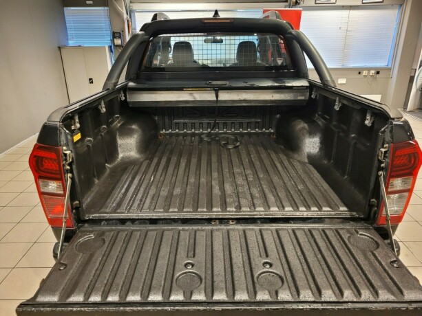 isuzu-d-max-diesel-2018-big-6