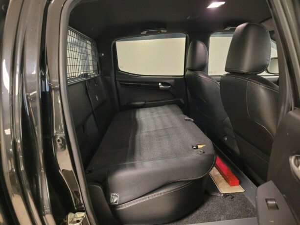 isuzu-d-max-diesel-2018-big-18