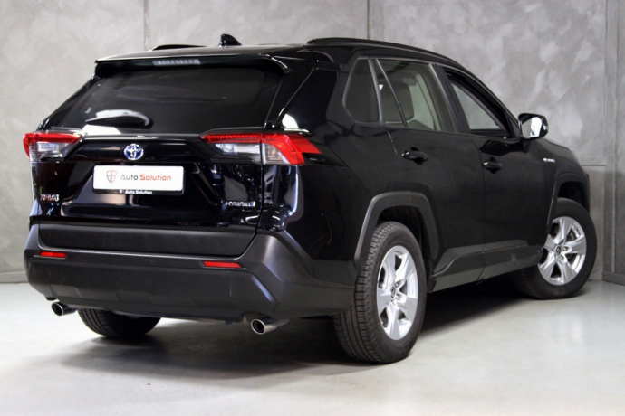 toyota-rav4-elektrisitetbensin-2021-big-1