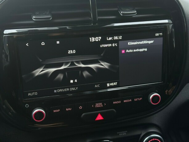 kia-soul-elektrisitet-2022-big-28