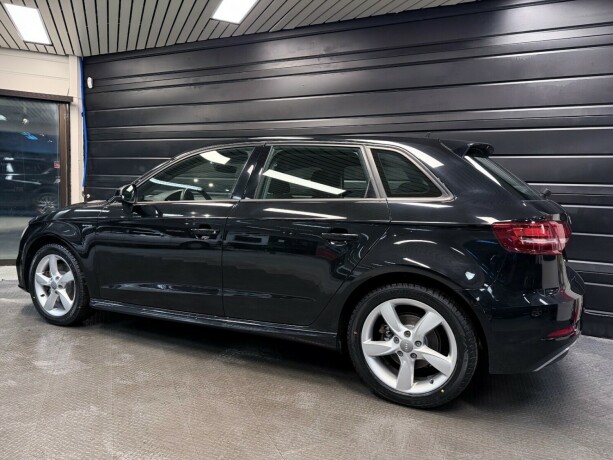 audi-a3-elektrisitetbensin-2018-big-3