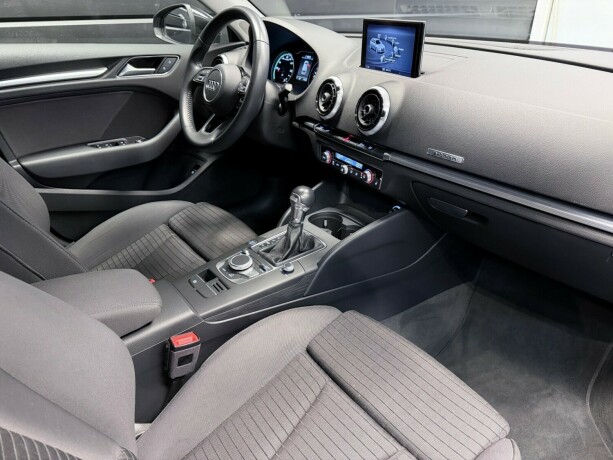 audi-a3-elektrisitetbensin-2018-big-14