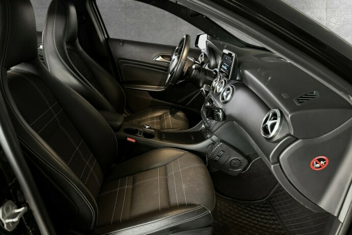 mercedes-benz-a-klasse-bensin-2014-big-17