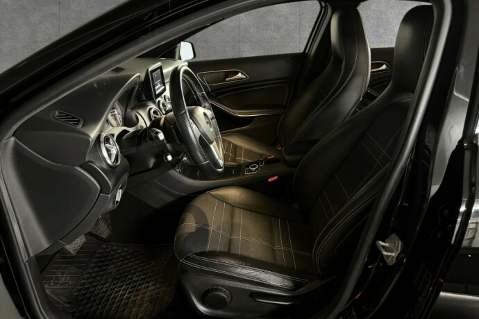 mercedes-benz-a-klasse-bensin-2014-big-9