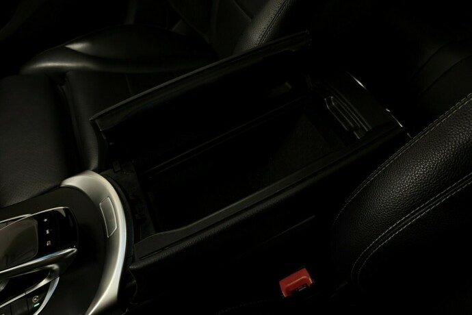 mercedes-benz-c-klasse-bensin-2017-big-32