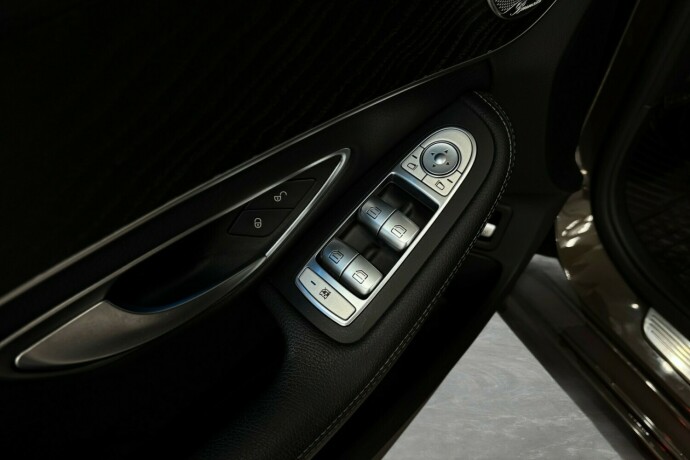 mercedes-benz-c-klasse-bensin-2017-big-18