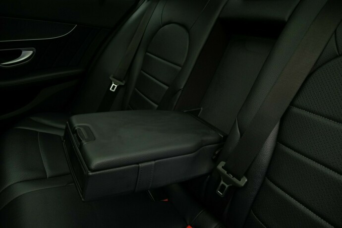 mercedes-benz-c200-bensin-2017-big-46