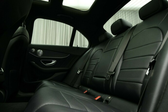 mercedes-benz-c200-bensin-2017-big-45