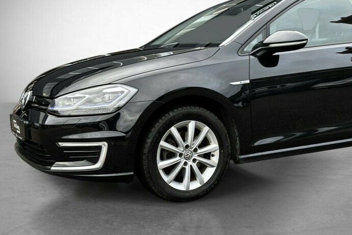 volkswagen-golf-elektrisitet-2020-big-7