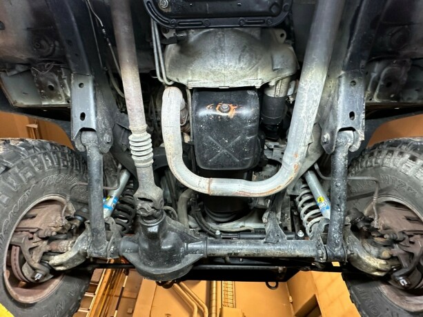 jeep-wrangler-1998-big-50