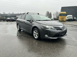 Toyota | Avensis | Bensin | 2013