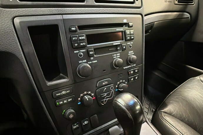 volvo-v70-diesel-2004-big-19